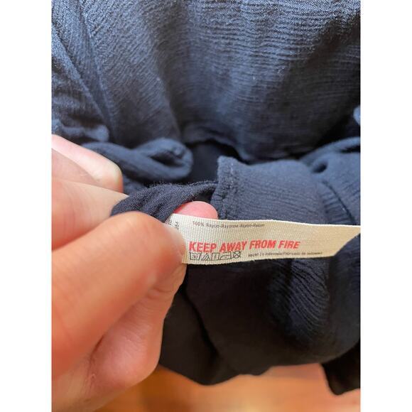 Free People Intimately Women Small Black Ruffle Sleeve Blouse Top Flowy - Picture 8 of 8